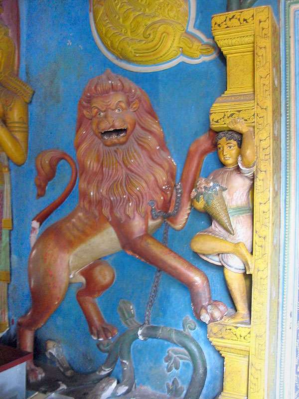 Der Löwe ist ein wichtiges Symbol der Singhalesen; Foto: 08.11.2006, Bentota